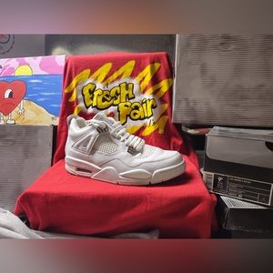 Air Jordan 4 Retro